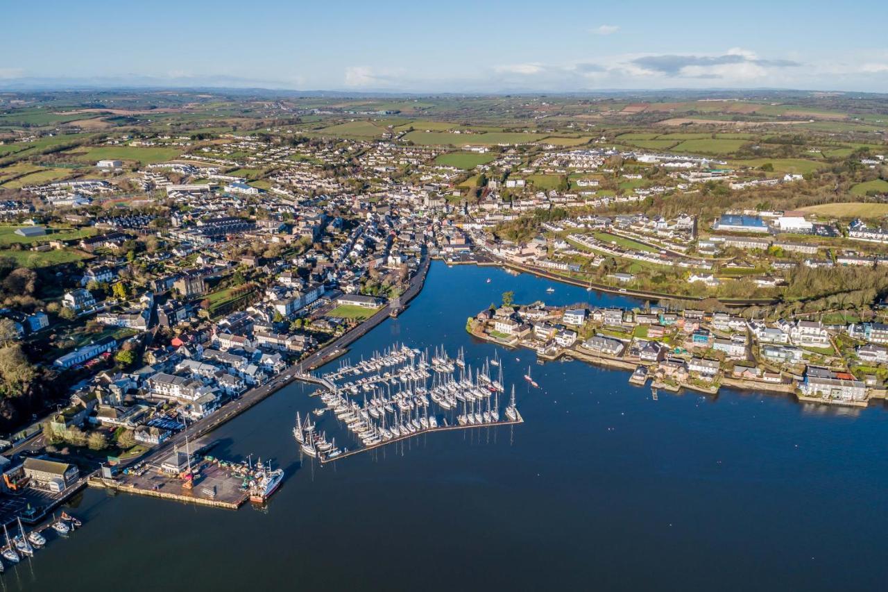 River Views,Kinsale, Hosted By Exquisite Holiday Homes, Sleeps 26 Cork Kültér fotó